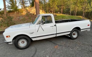 Chevrolet-c20-1970-white-1