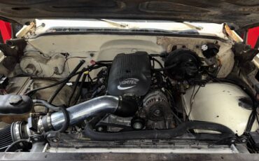 Chevrolet-c20-1977-white-13