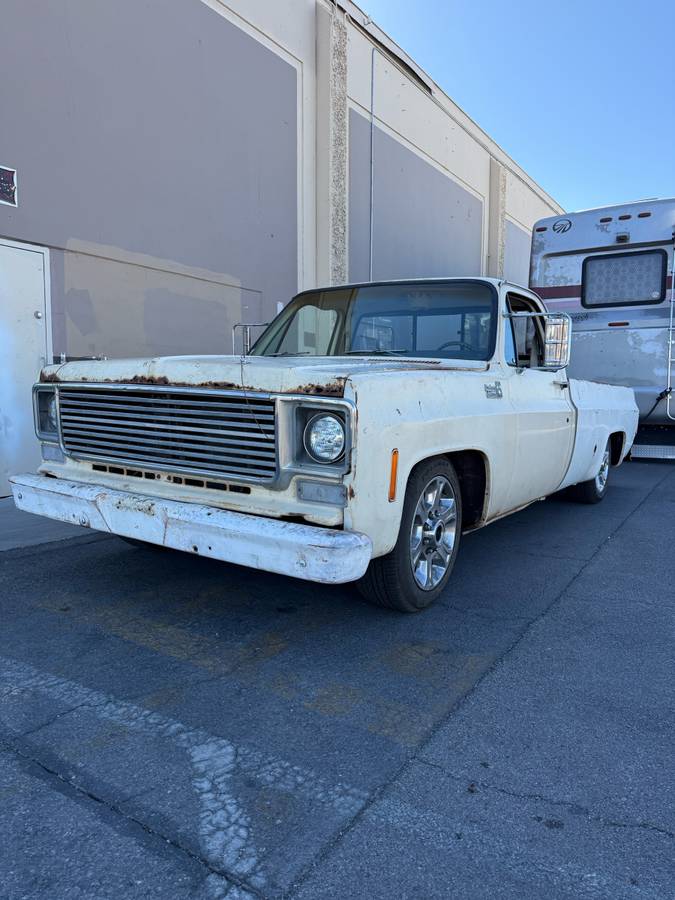 Chevrolet-c20-1977-white-7