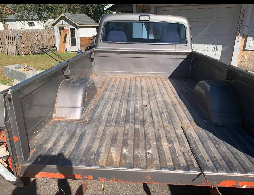 Chevrolet-c20-camper-special-1972-grey-8