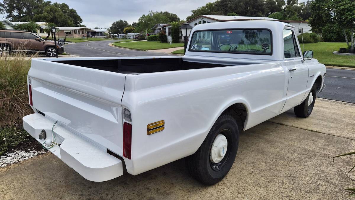 Chevrolet-c20-pickup-1970-2