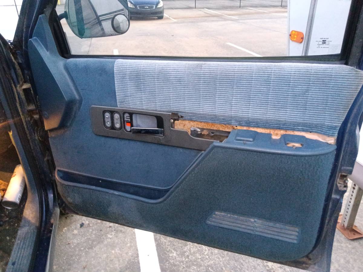 Chevrolet-c2500-diesel-1994-blue-11