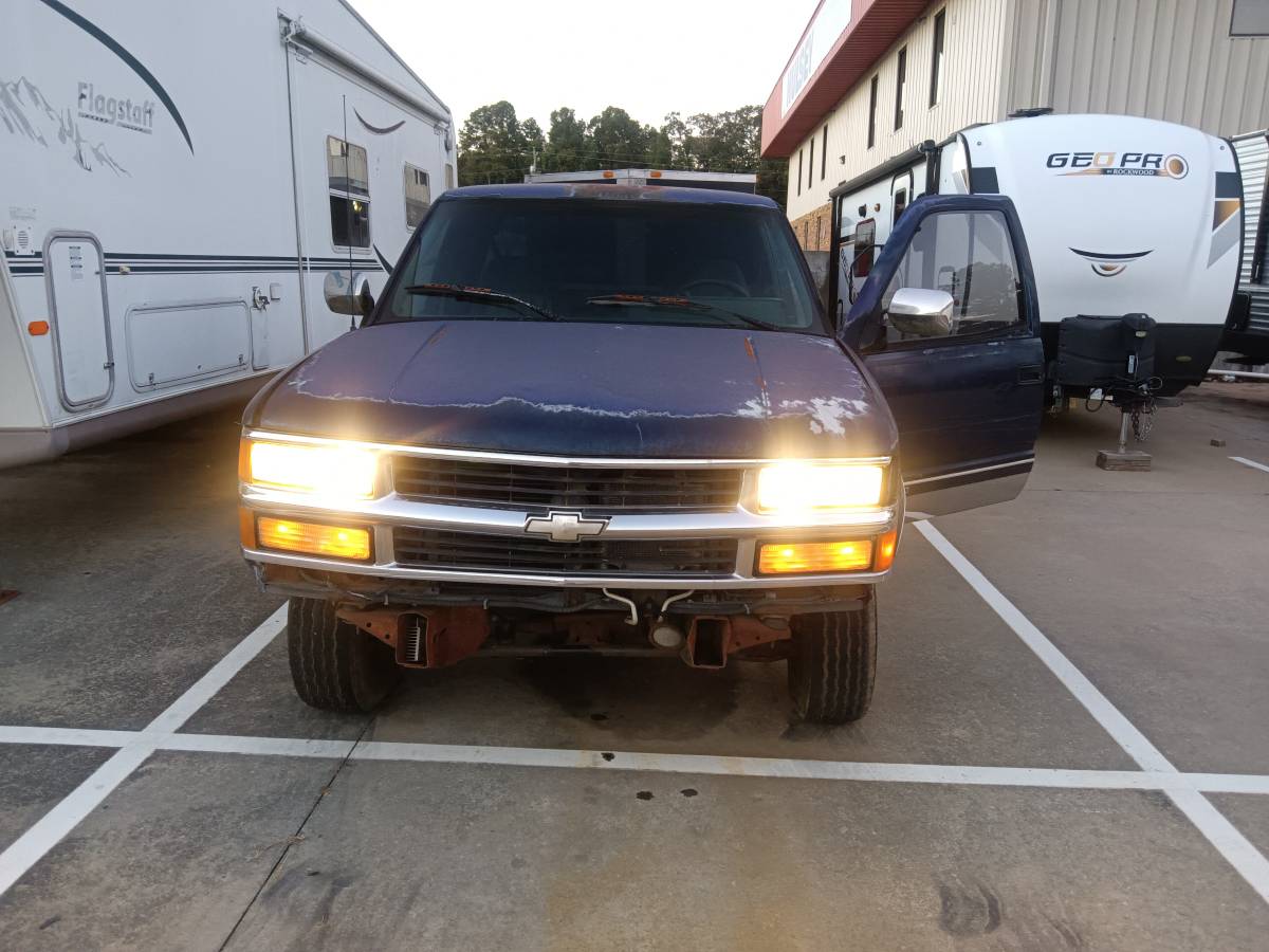 Chevrolet-c2500-diesel-1994-blue-6