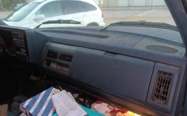 Chevrolet-c2500-diesel-1994-blue-9