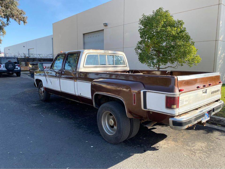 Chevrolet-c30-1978-brown-7