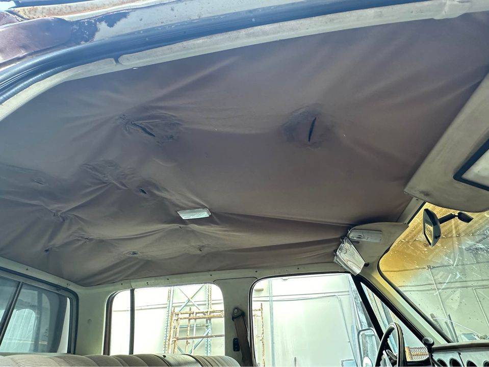 Chevrolet-c30-1978-brown-9