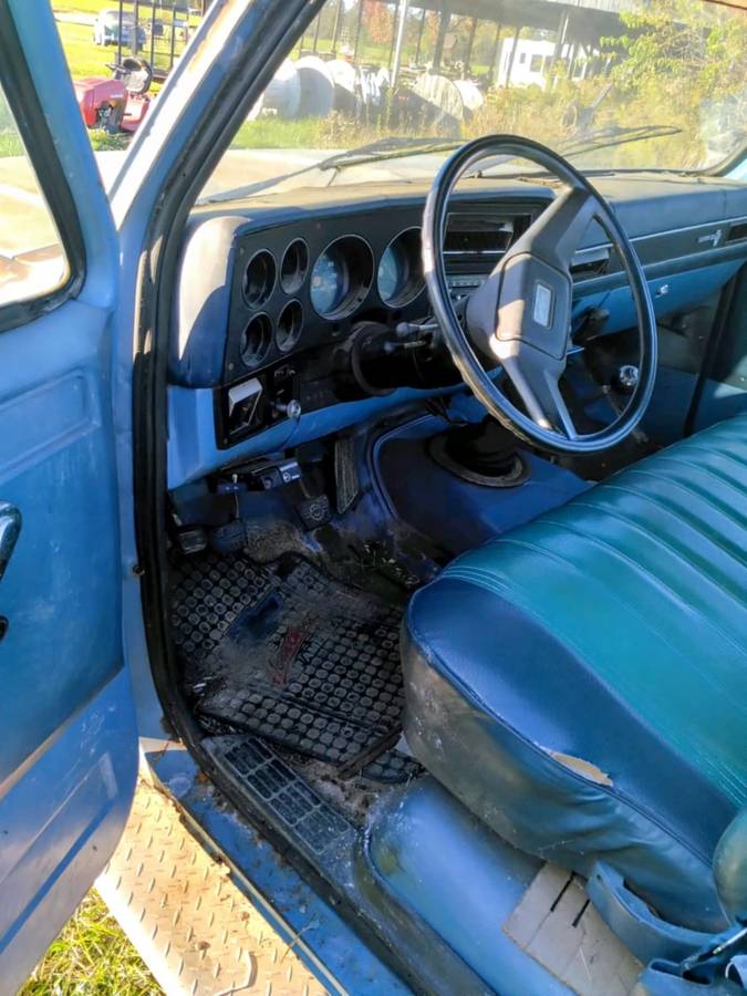 Chevrolet-c30-dually-1983-blue-4