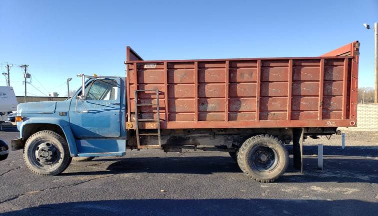 Chevrolet-c6000-1981-blue-3