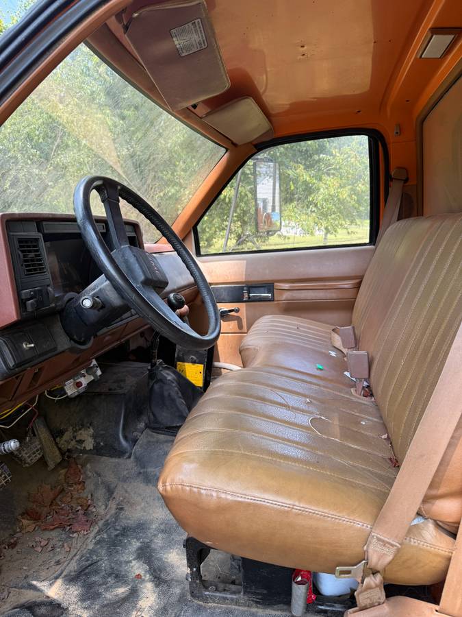 Chevrolet-c7-7000-medium-duty-medium-conventional-1994-orange-4