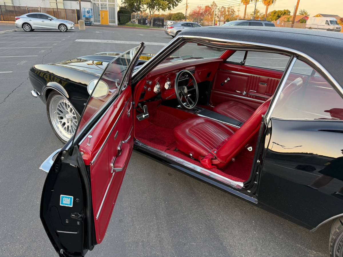 Chevrolet-camaro-1967-48
