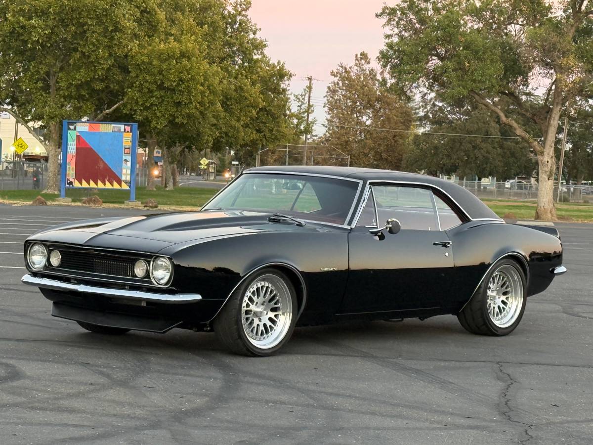 Chevrolet-camaro-1967-60