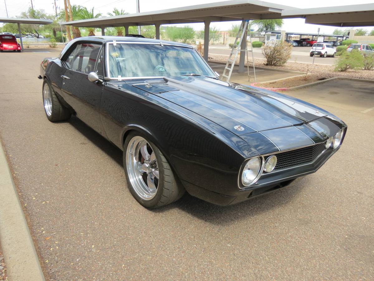 Chevrolet-camaro-1967-black-10