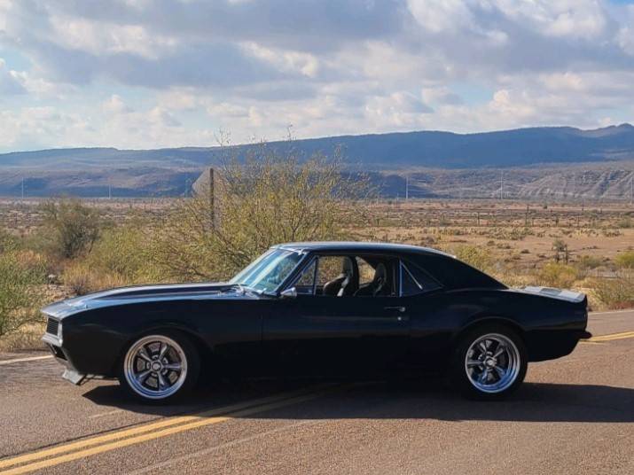 Chevrolet-camaro-1967-black-3