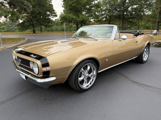 Chevrolet-camaro-1967-custom-181