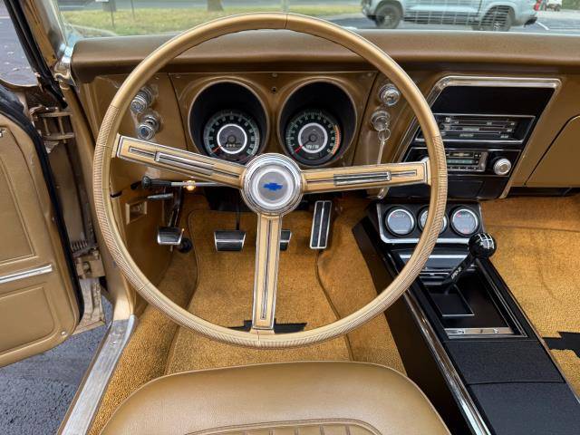Chevrolet-camaro-1967-custom-34