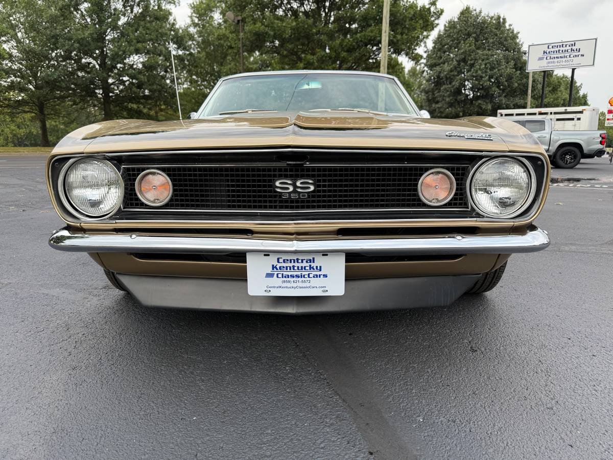 Chevrolet-camaro-1967-custom-79