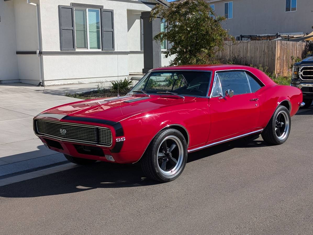 Chevrolet-camaro-1967-red-14