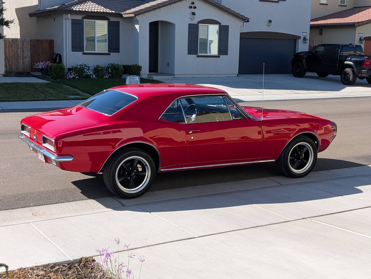 Chevrolet-camaro-1967-red-15