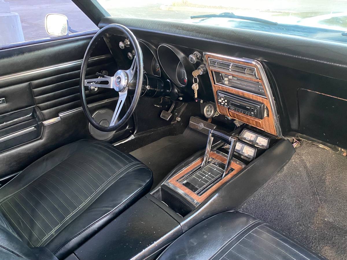 Chevrolet-camaro-1968-black-11