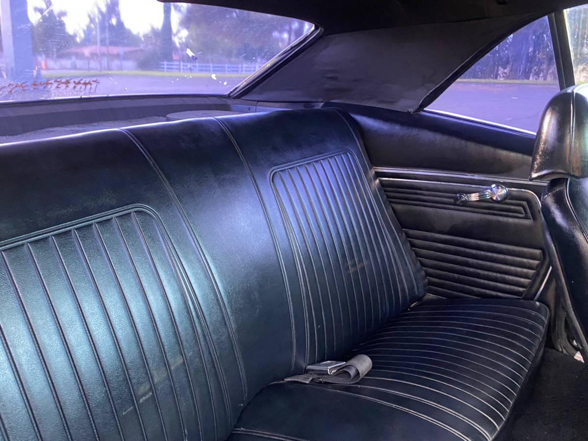 Chevrolet-camaro-1968-black-12