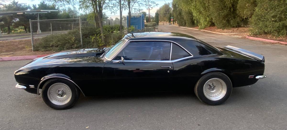 Chevrolet-camaro-1968-black-6