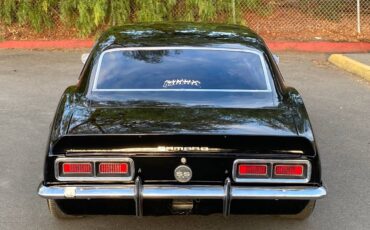 Chevrolet-camaro-1968-black-8