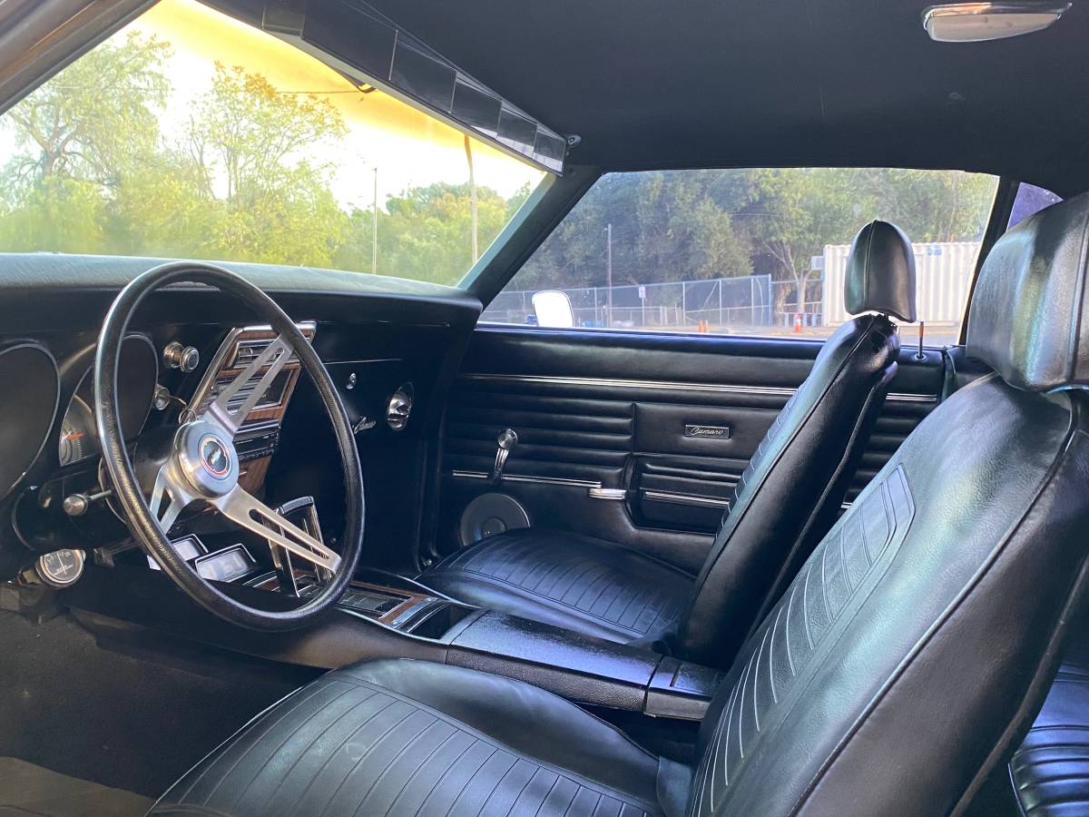 Chevrolet-camaro-1968-black-9
