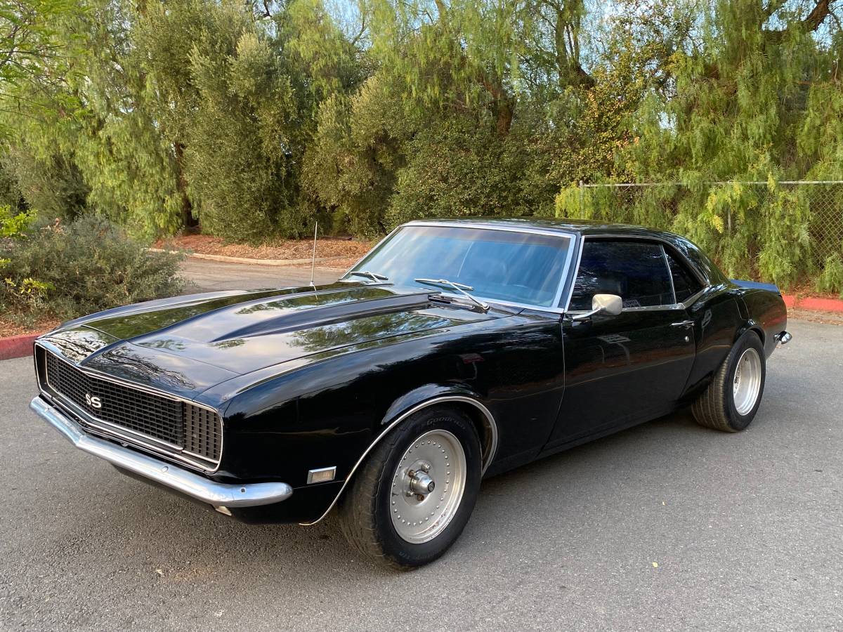 Chevrolet-camaro-1968-black