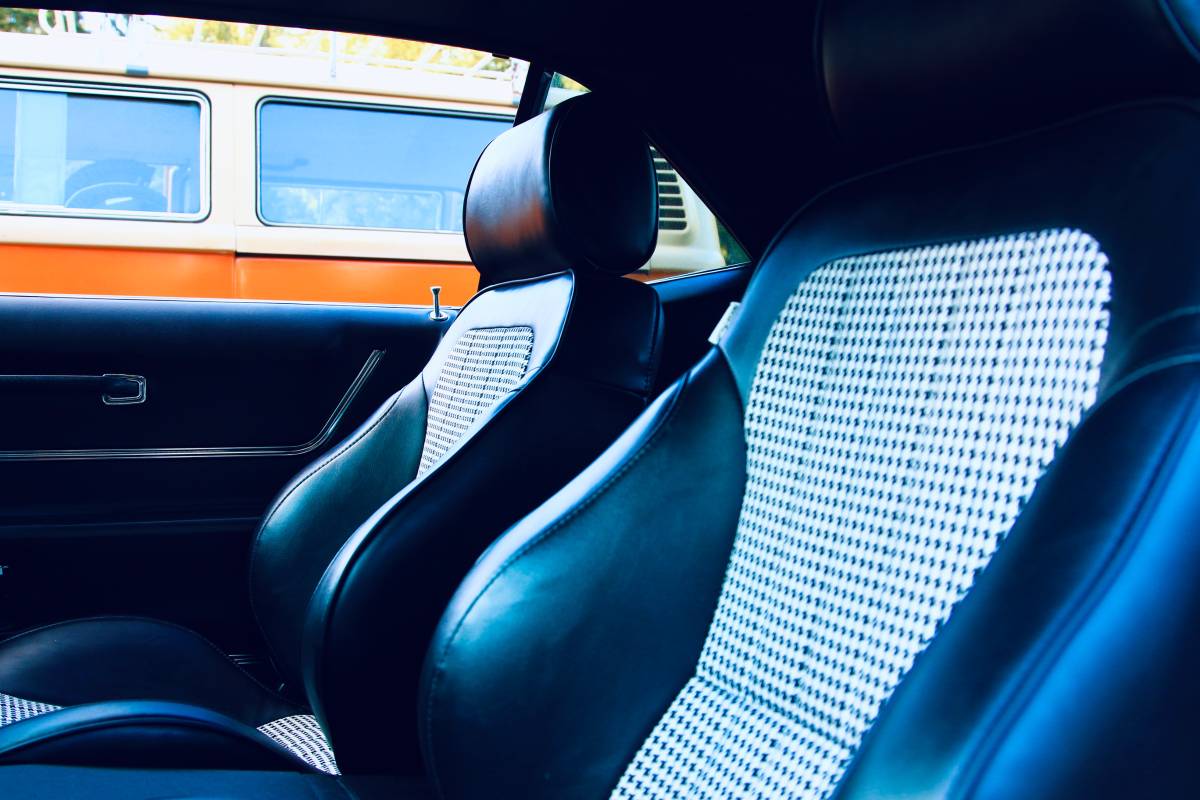 Chevrolet-camaro-1968-blue-7