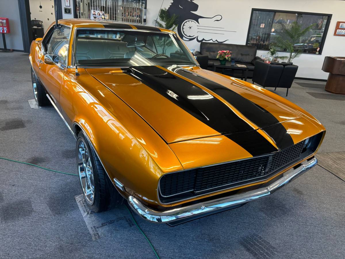 Chevrolet-camaro-1968-orange-6