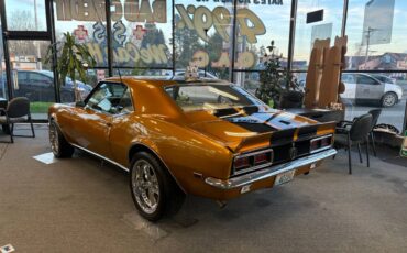 Chevrolet-camaro-1968-orange-8