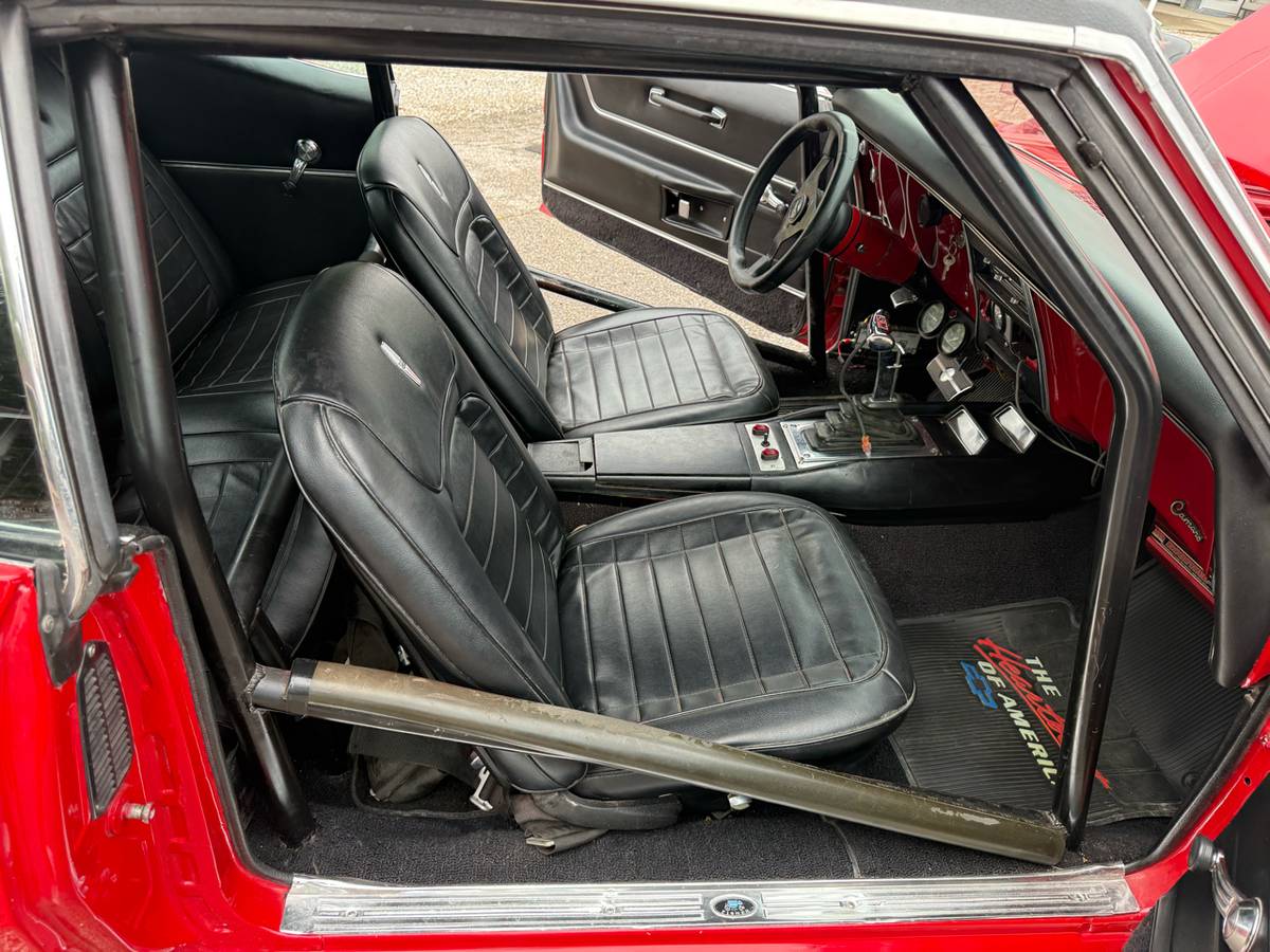 Chevrolet-camaro-1968-red-15
