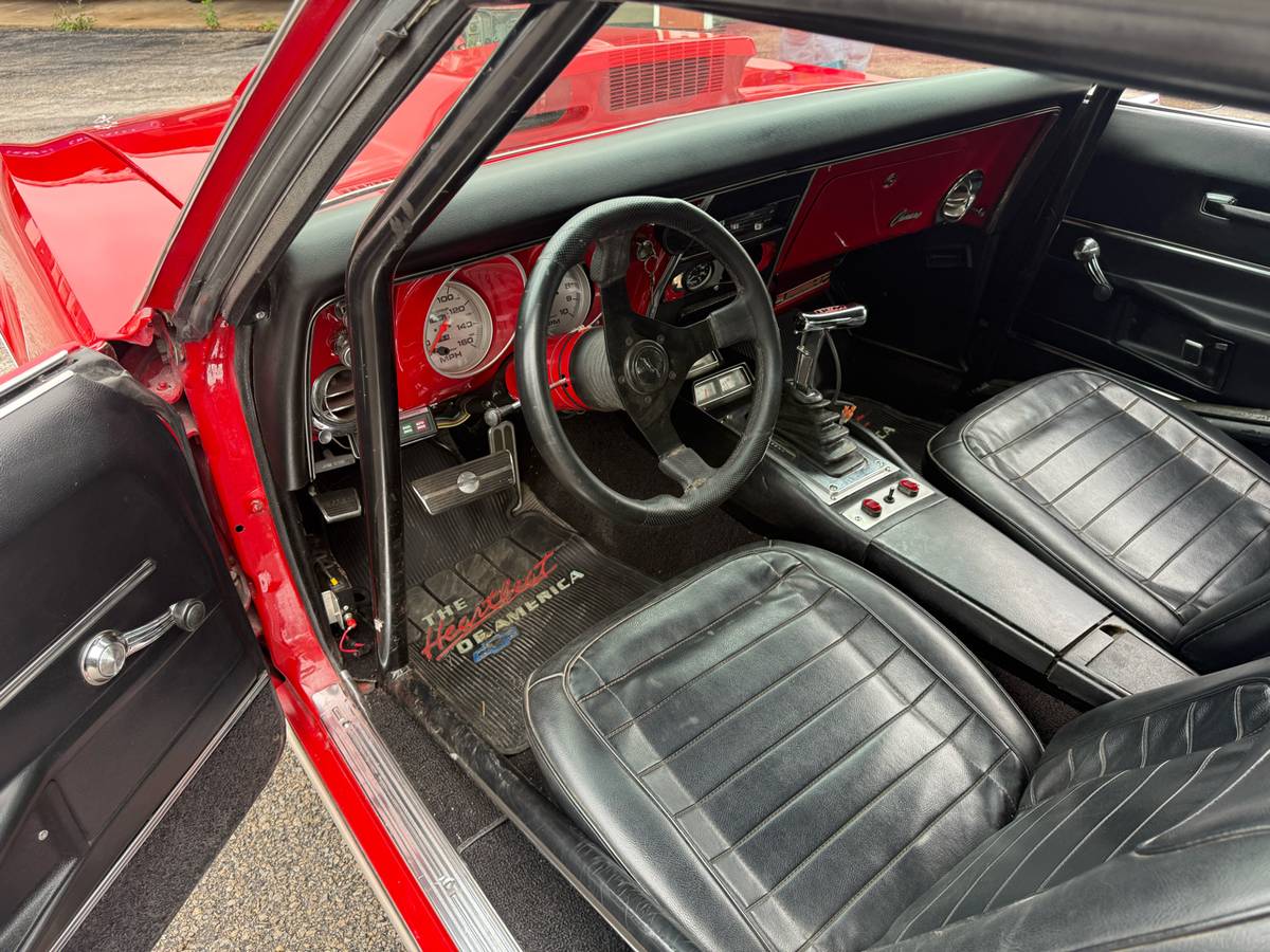 Chevrolet-camaro-1968-red-16