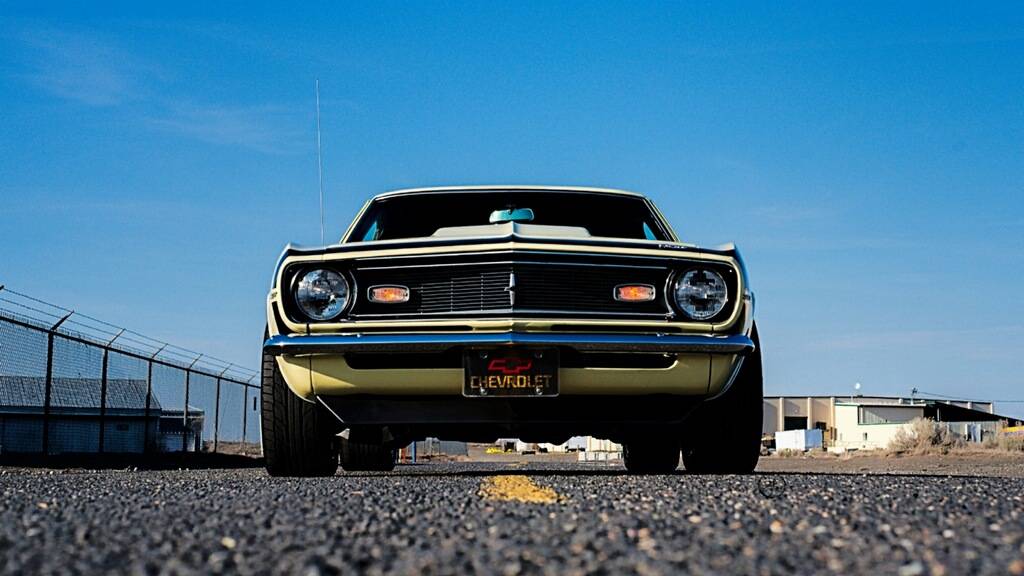 Chevrolet-camaro-1968-yellow-11