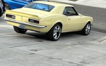 Chevrolet-camaro-1968-yellow-12