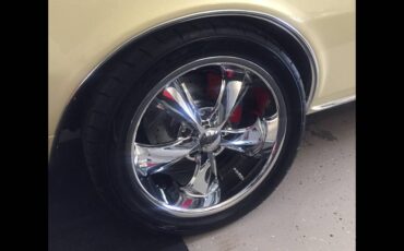 Chevrolet-camaro-1968-yellow-15