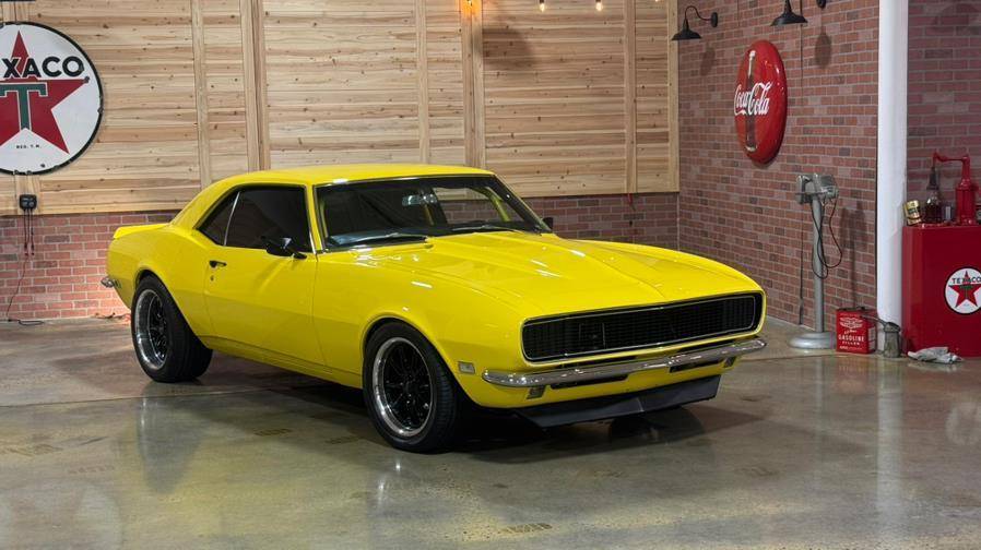 Chevrolet-camaro-1968-yellow-4