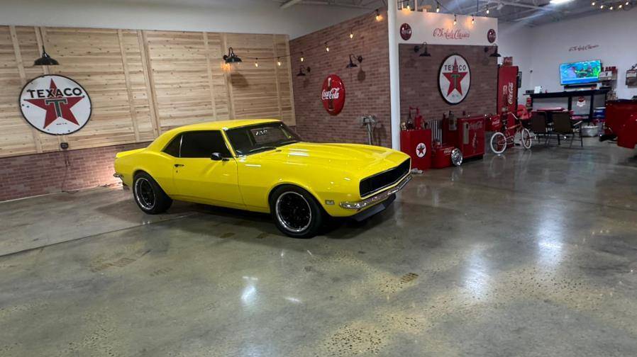 Chevrolet-camaro-1968-yellow-6