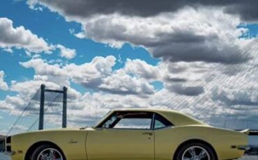 Chevrolet-camaro-1968-yellow-8