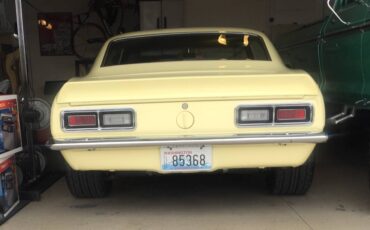 Chevrolet-camaro-1968-yellow-9