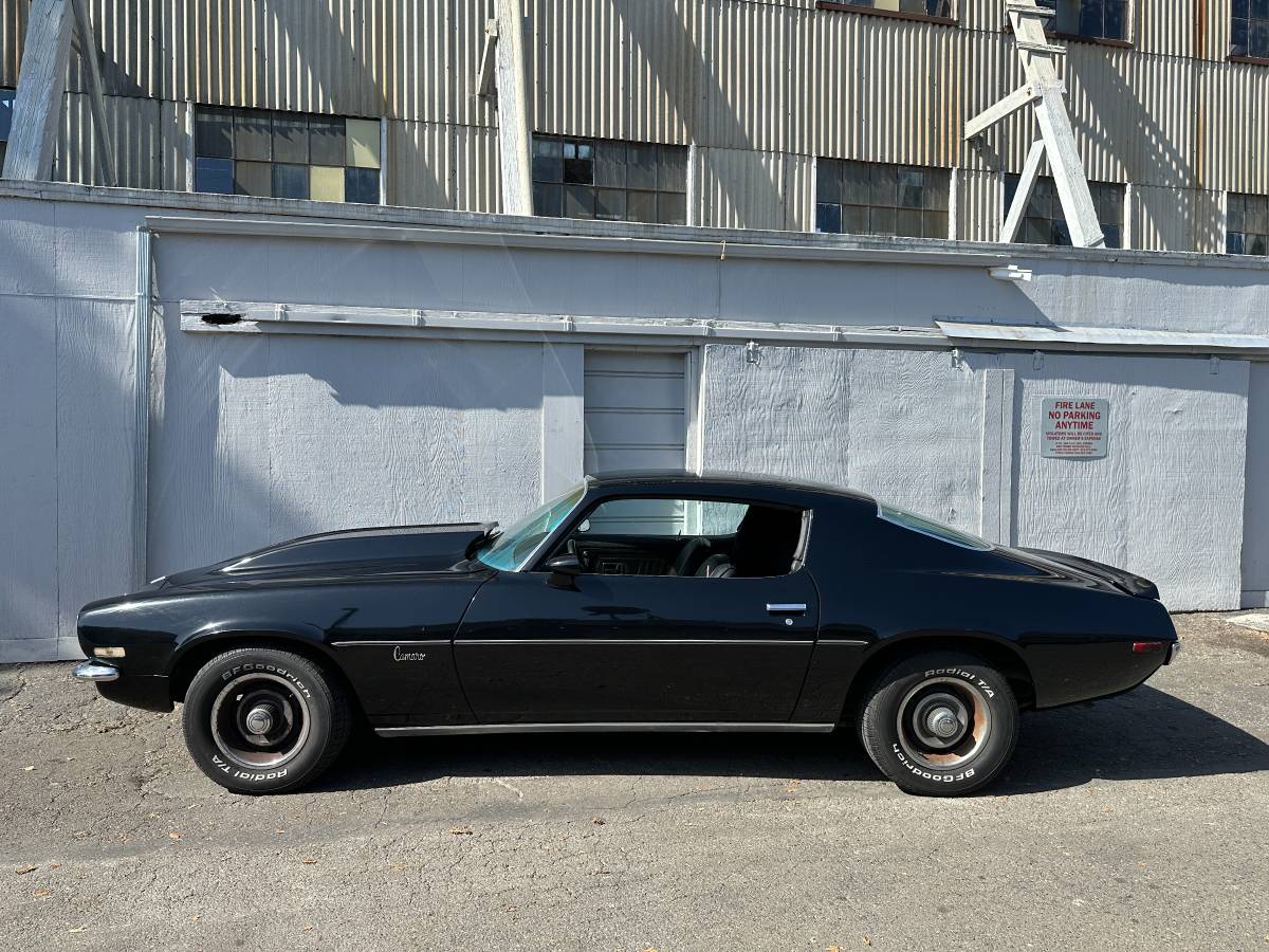 Chevrolet-camaro-1970-21