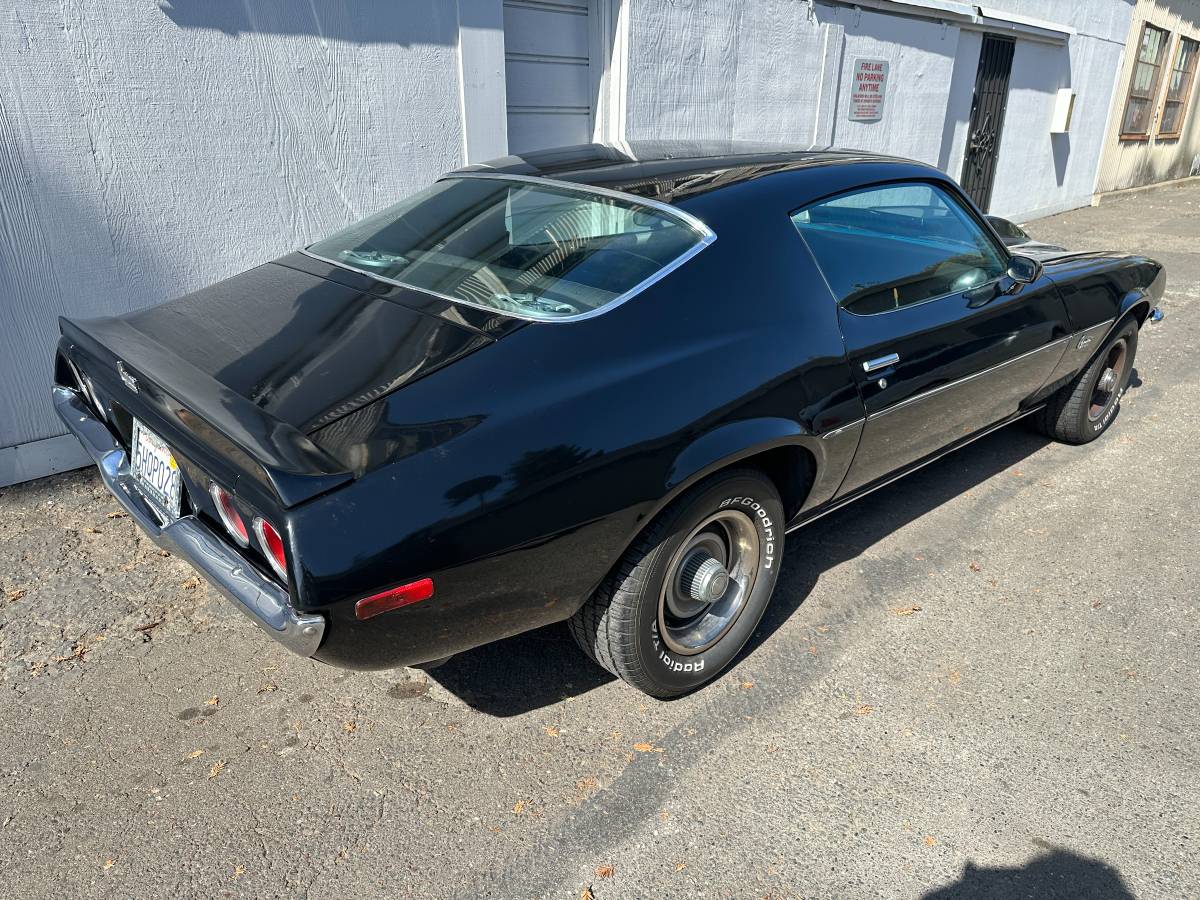 Chevrolet-camaro-1970-25