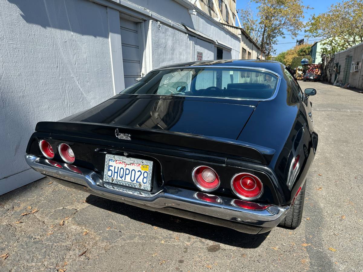 Chevrolet-camaro-1970-30