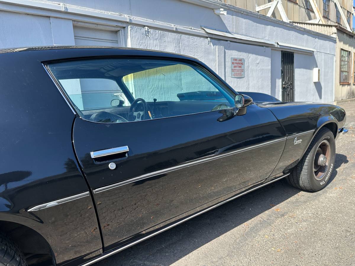Chevrolet-camaro-1970-45