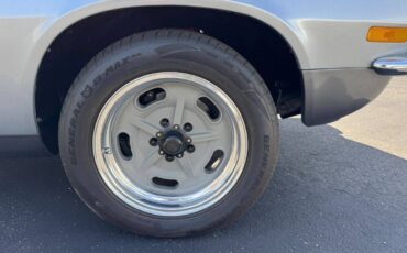 Chevrolet-camaro-1970-silver-21