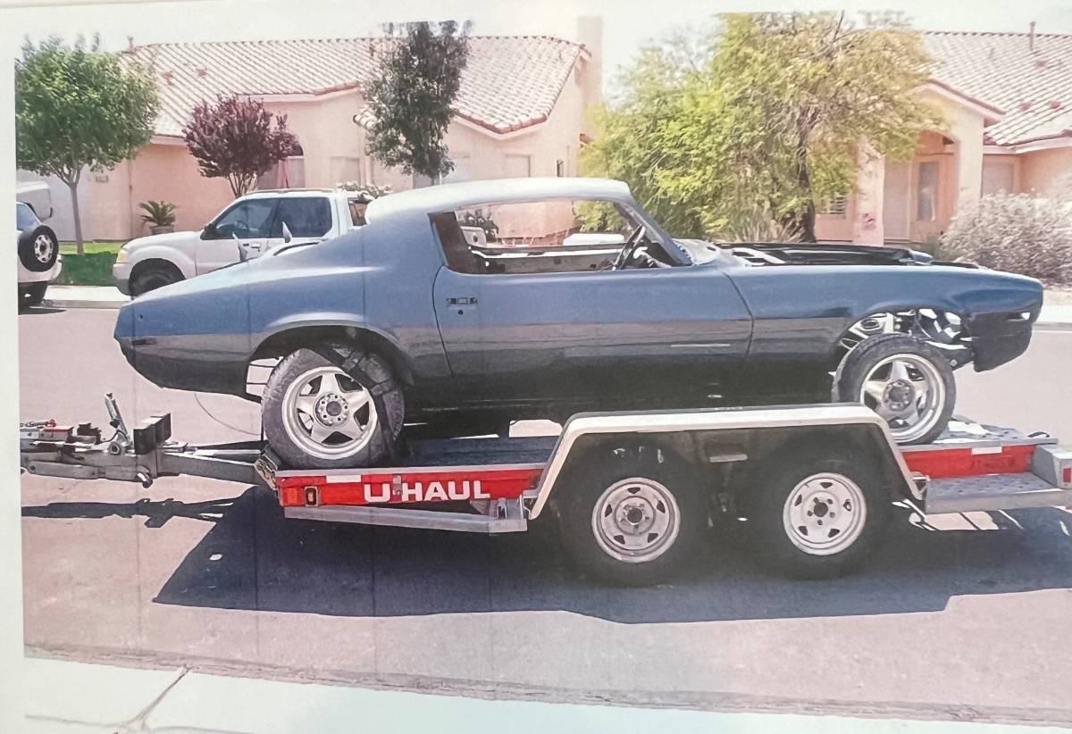 Chevrolet-camaro-1971-grey-12