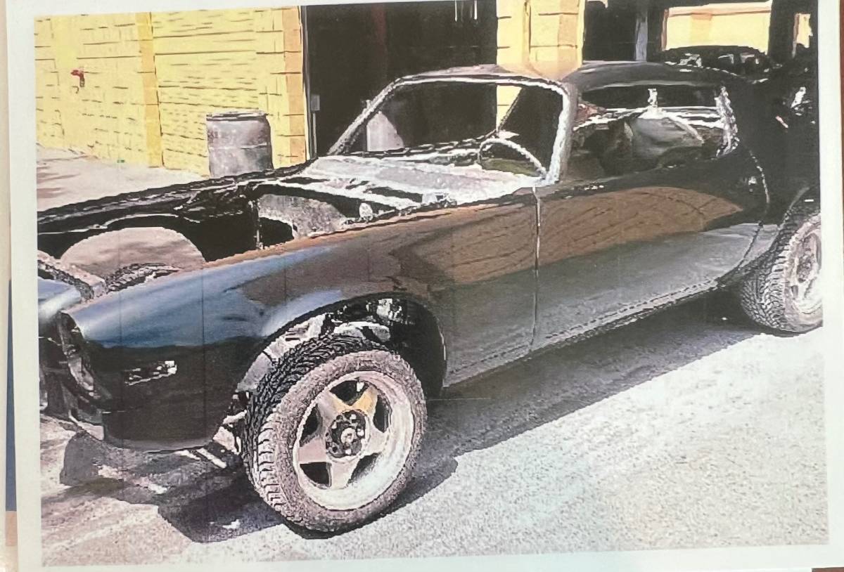 Chevrolet-camaro-1971-grey-2