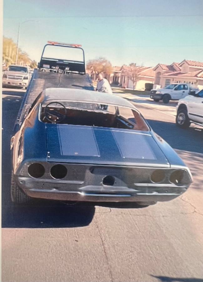 Chevrolet-camaro-1971-grey-6
