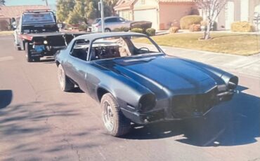 Chevrolet-camaro-1971-grey-7