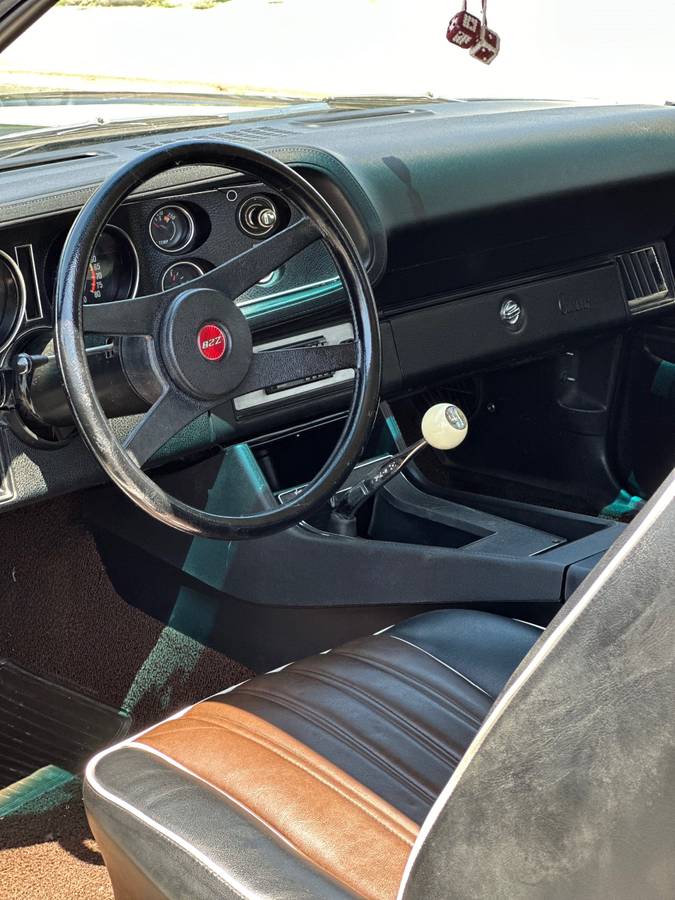 Chevrolet-camaro-1972-brown-6